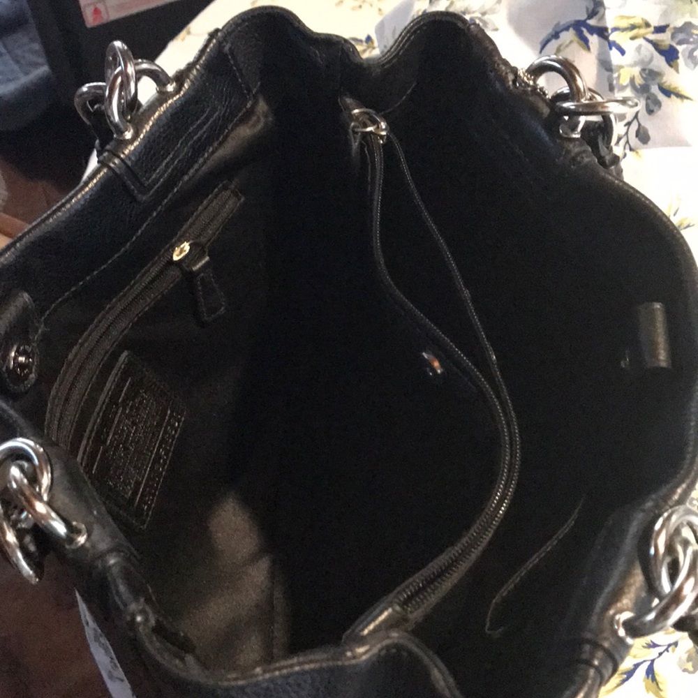 Coach - Picture 3 of 3